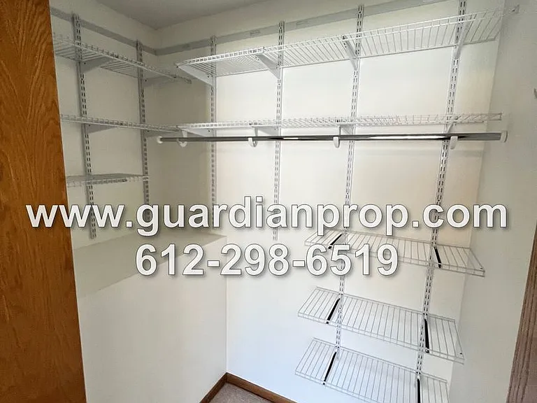 2820 Blue Ridge Dr — Photo 8