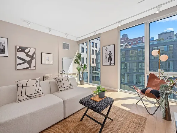 540 W 49th St APT 609N, New York, NY 10019