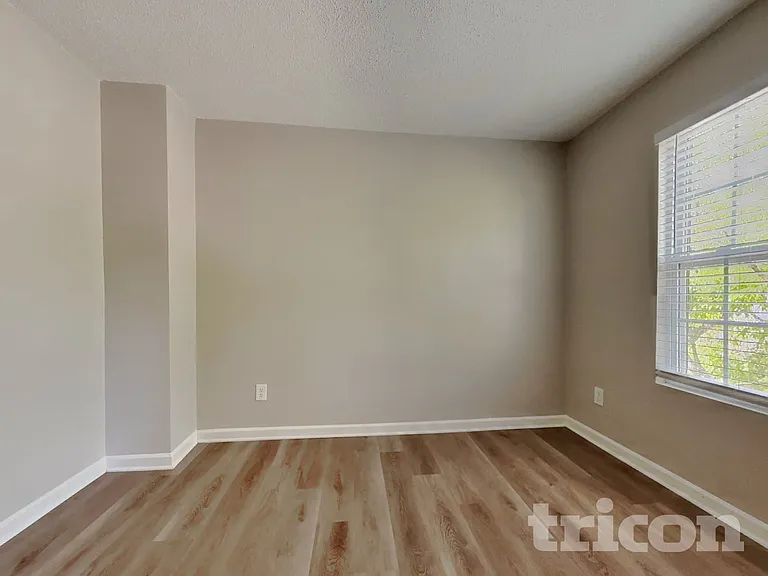 1377 Still Point Ct — Photo 11