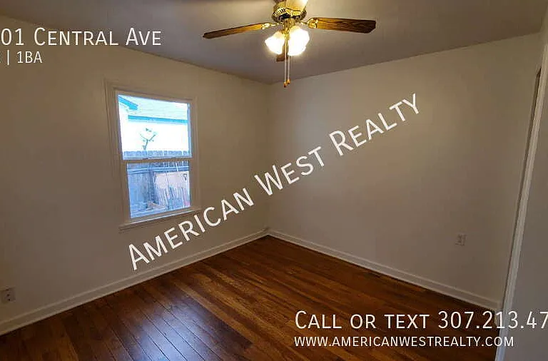 1801 Central Ave — Photo 5