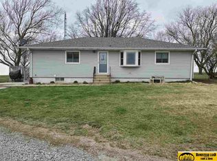 5847 E Us Highway 136 Rd, Beatrice, NE 68310