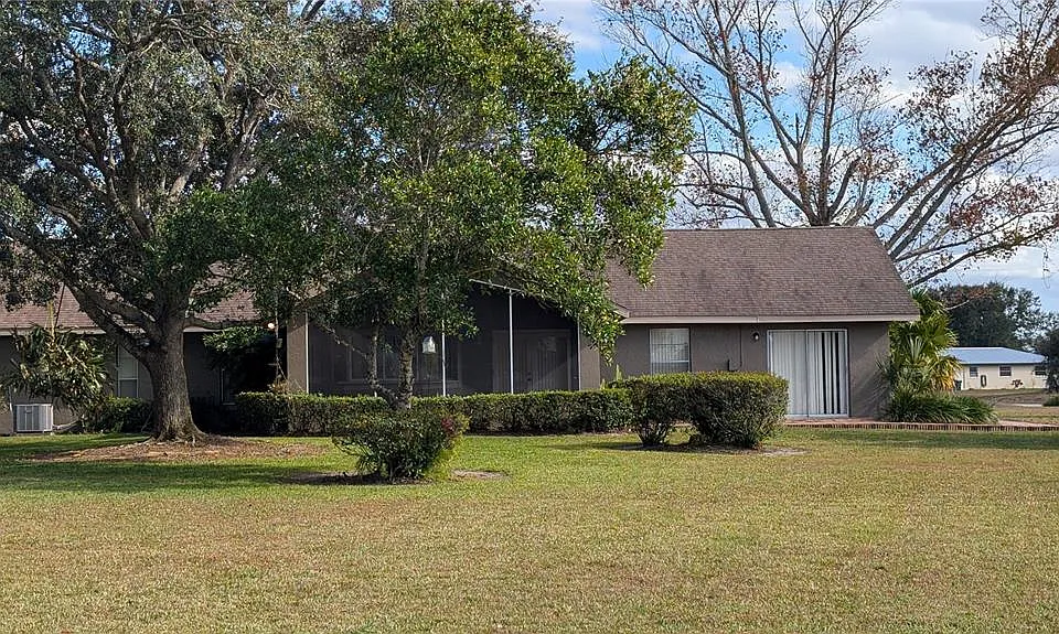 408 Lexington Dr