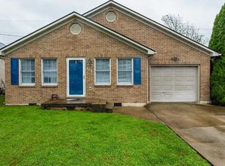 112 Courtney Dr, Nicholasville, KY 40356