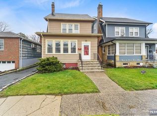 84 Madonna Pl, East Orange, NJ 07018