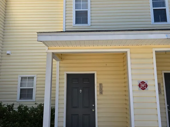 4551 NW 49th St APT 104, Gainesville, FL 32606