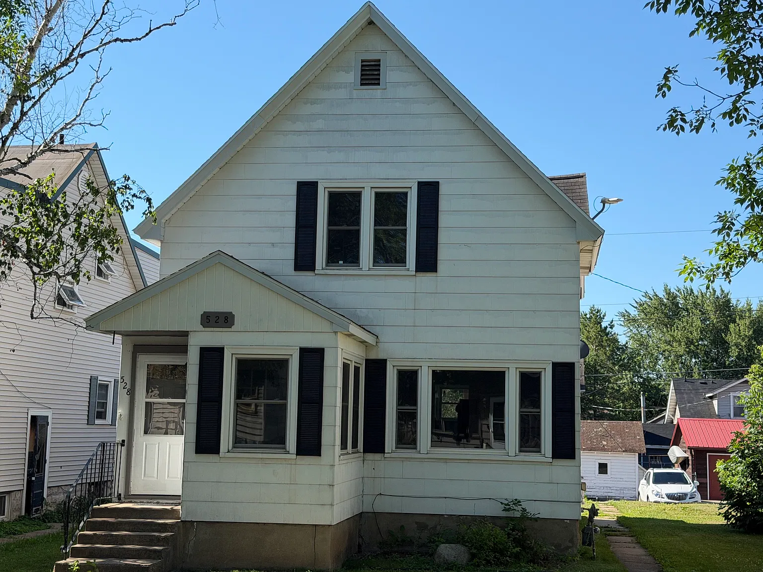 3 bed, 1480 sqft, $1,200 — Photo 1