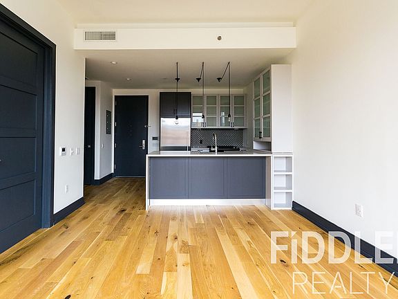 2nd image of 10 Montieth St APT 414