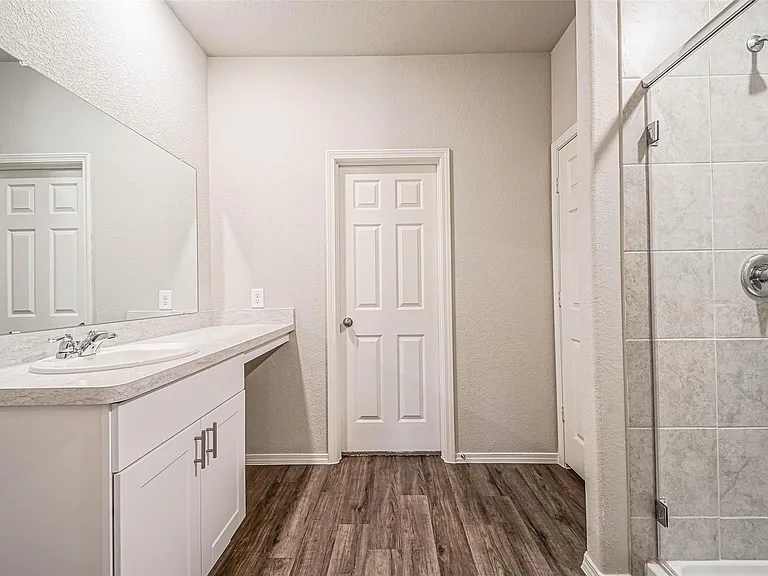 1903 Brushy Cedar Dr — Photo 20