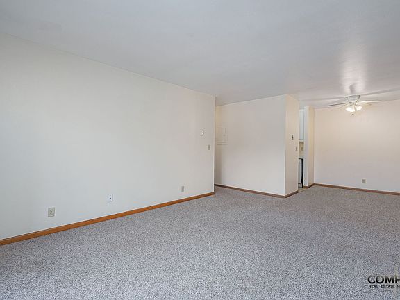 3rd image of 716 W Grand Ave #324
