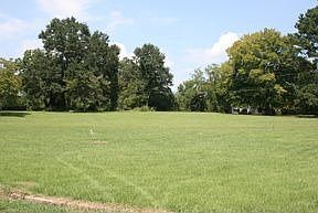 2nd image of 4407 Rainbow Dr