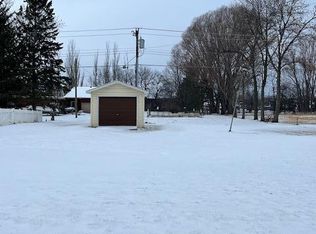 S Columbia Ave, Morris, MN 56267