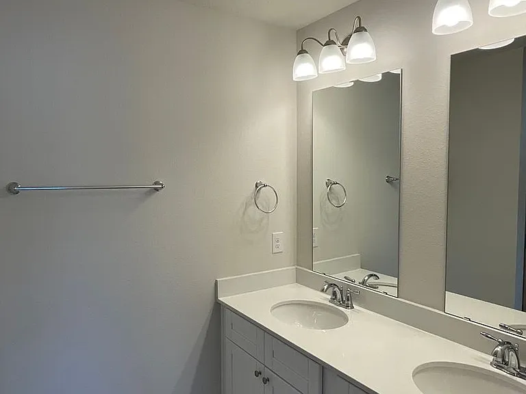 5718 Stellarjay St — Photo 11