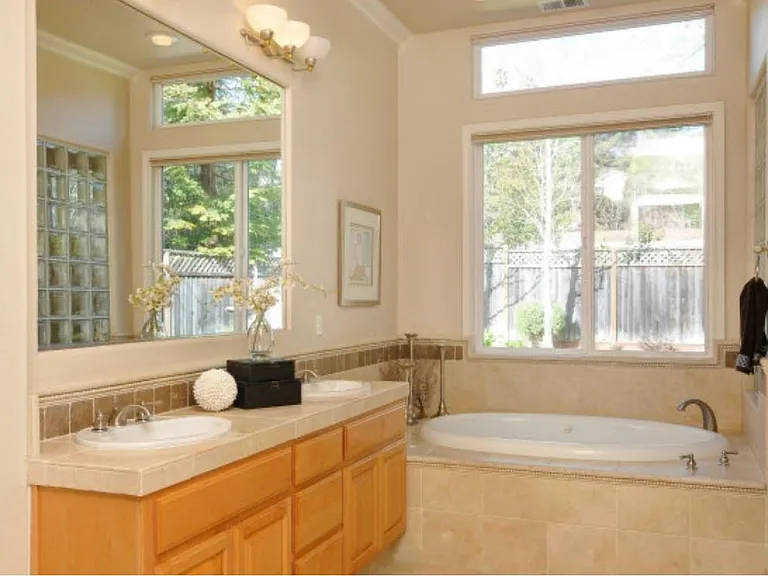 14231 Paul Ave — Photo 8