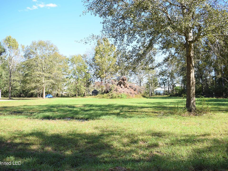 2nd image of Cory Ln