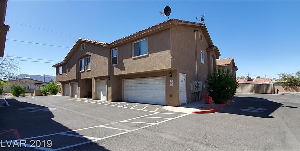 1st image of 456 Hunter Dr Unit 2