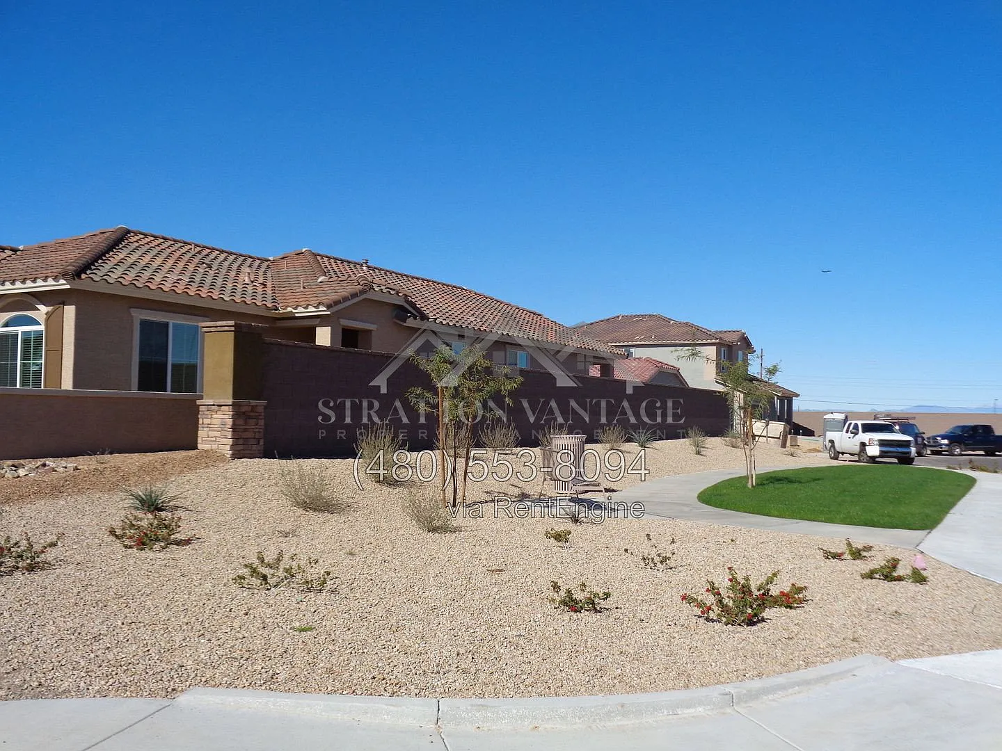 4 bed, 2.0 bath, 1800 sqft, $1,995 — Photo 2