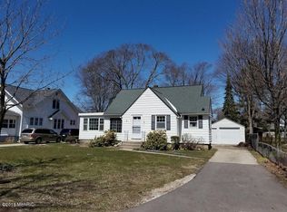 181 E 34th St, Holland, MI 49423