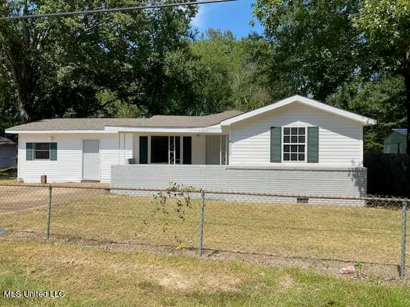 1212 Deeb St, Pearl, MS 39208