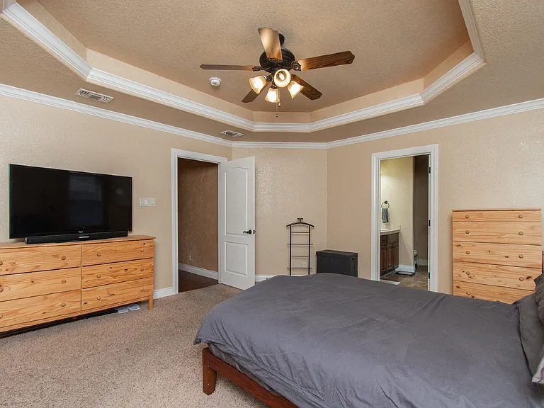 2513 Jackson Dr — Photo 11