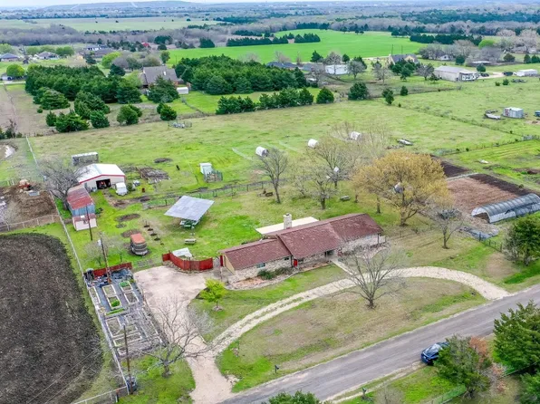 155 Tom Driver Rd, Red Oak, TX 75154