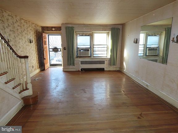 5th image of 7237 Pittville Ave
