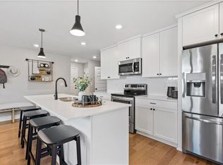 401 Hampstead Dr, Raymore, MO 64083
