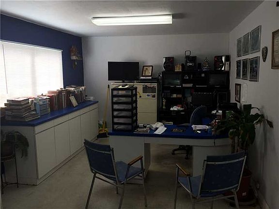 3rd image of 6460 NE 2nd Ave