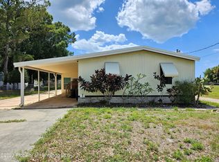 11033 Pine Tree Ln, Port Richey, FL 34668