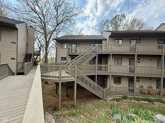 3rd image of 9572 S Lake Ridge Dr #171