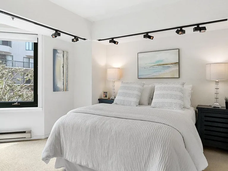 601 Van Ness Ave #242 — Photo 10
