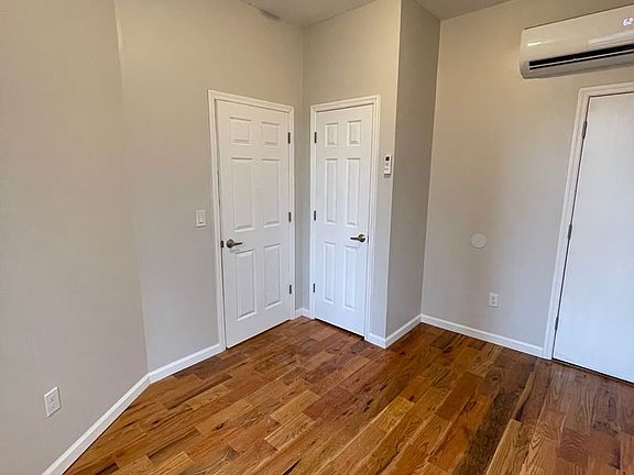 5th image of 41 Lutheran St Unit 1