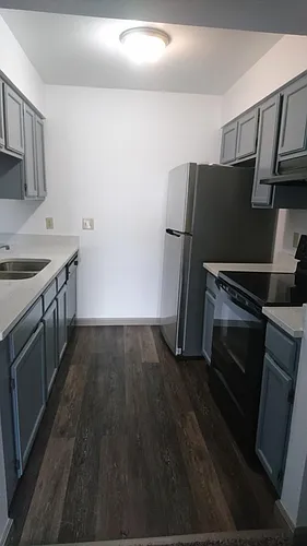 479 Wright St #303 Photo 1