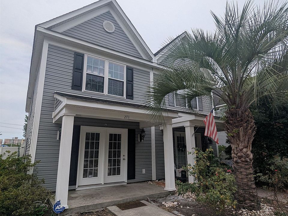 1st image of 2711 Hilton Dr. #A
