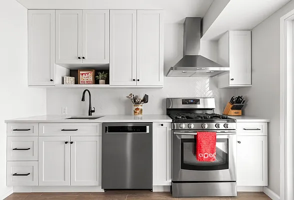 Sold by Naomi Klein, LREB | media 1