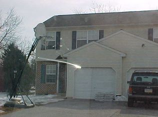 1823 Wyatt Cir, Dover, PA 17315
