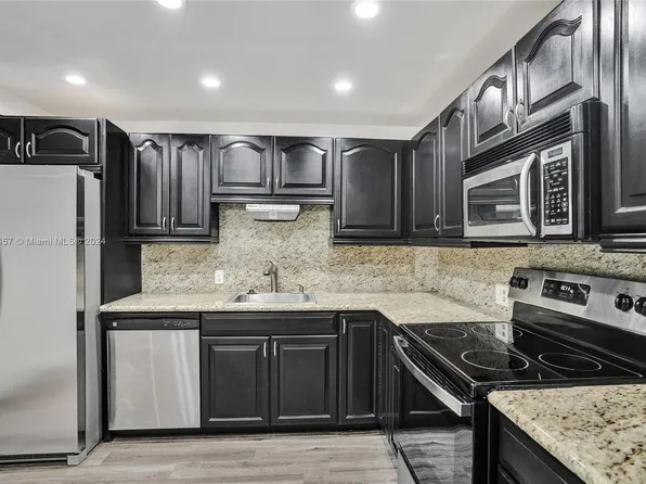 4200 Hillcrest Dr APT 315, Hollywood, FL 33021