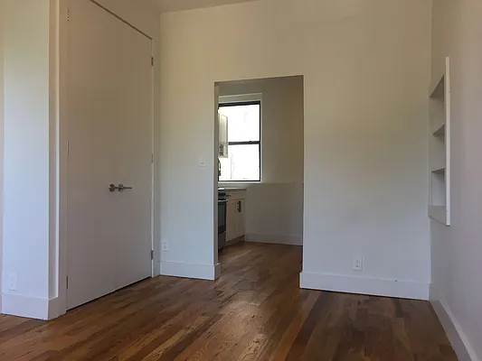 Rented by Prime Square Realty | media 11