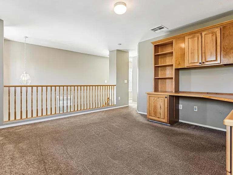 3011 W Cavalry Dr — Photo 8