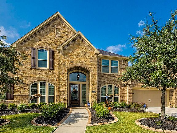 2nd image of 16011 Verdi Way Ct