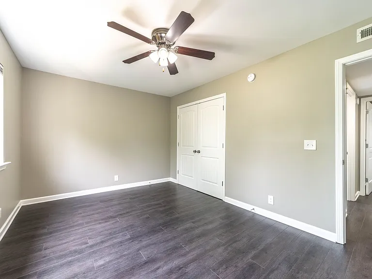 Autumn Ridge Apartment Community — Photo 27