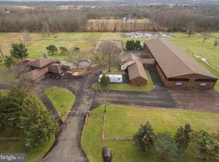 6496 Blueberry Ln, Pipersville, PA 18947