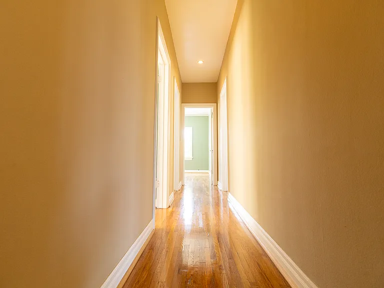1105 S Cloverdale Ave #5 — Photo 20