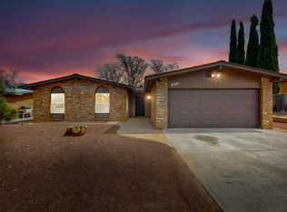 8244 Loma Del Norte Rd NE, Albuquerque, NM 87109