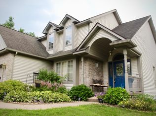 5409 N McKinley Rd, Flushing, MI 48433