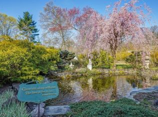 5 Wyndwood Rd, Morris Plains, NJ 07950