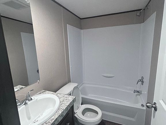 5th image of 226 N 81ST Street