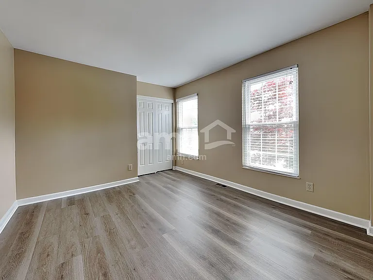 7037 Berry Blossom Ct — Photo 19