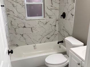 1262 Grant Dr, Saint Louis, MO 63132