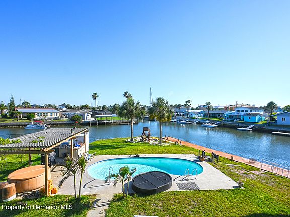 2nd image of 4100 Flamingo Blvd