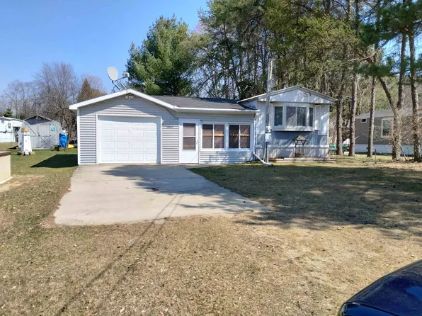 10461 Hunters Trl, Lake, MI 48632
